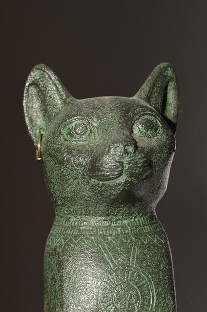 bastet-statue