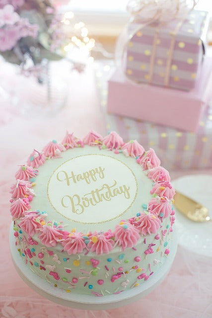 pink-birthday-cake