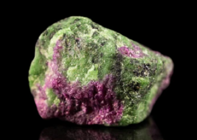 ruby zoisite rock