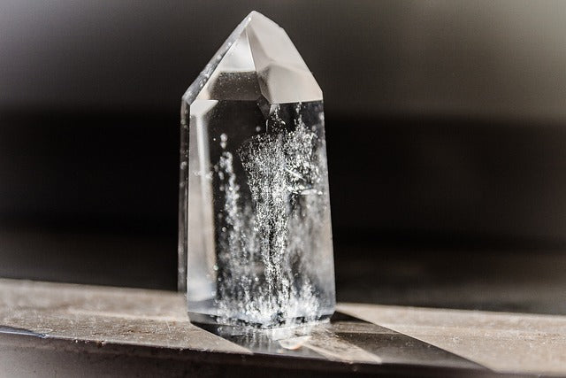 clear-quartz-crystal-energy