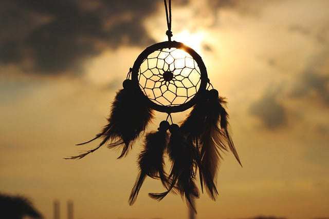 dream-catcher-in-sunset