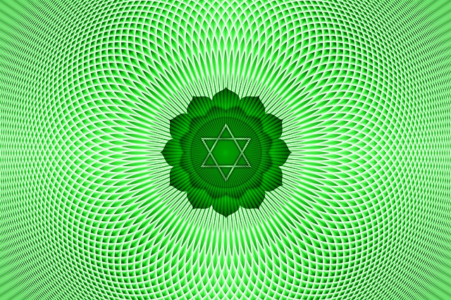 green heart chakra symbol